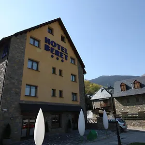 Snoe Beret Hotel